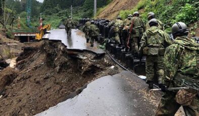 Japonya’da 5,9 büyüklüğünde deprem! Sel ve toprak kaymalarında ölü sayısı artıyor